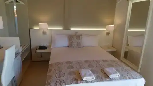 Athos Guest House Pansion - 83