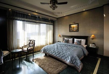 Diplomat Residency - 23