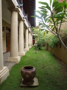 Albert Galle Fort - 12