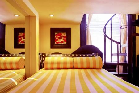 The International Cozy Inn - 4
