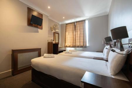 ibis Braga - 2