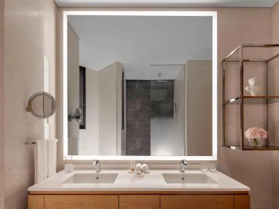 Sls Dubai & Residences - 19