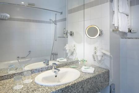 Courtyard by Marriott Hannover Maschsee - 32