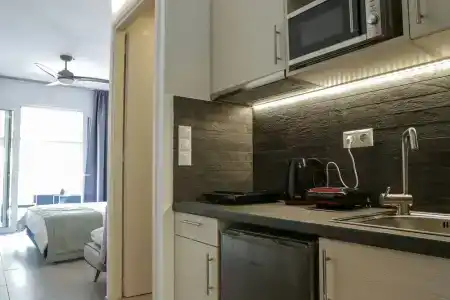 V36 Suites - 15