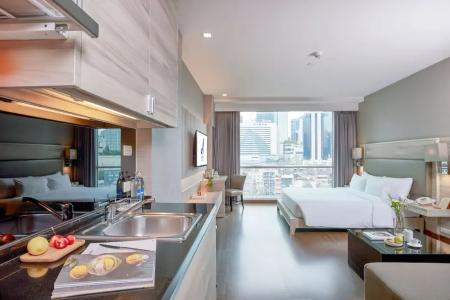 Adelphi Suites Bangkok - Sha Extra Plus - 135
