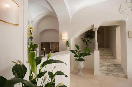 Minori Palace - 16