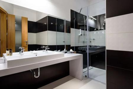 Karoly Corner Residences - 169