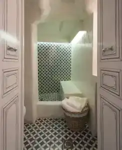 Canvas Suites - 52