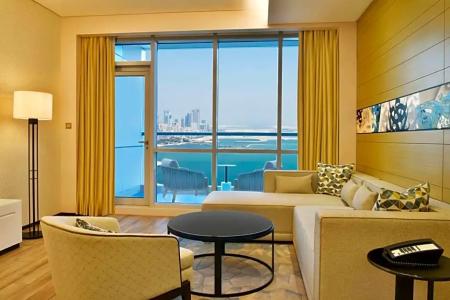 Hilton - 47