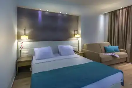 Cosmopolitan & Spa - 33