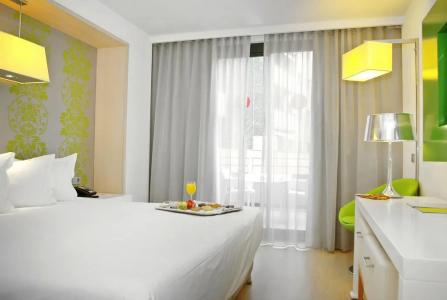 DoubleTree by Hilton Girona - 5