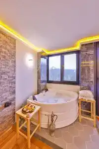 Agva Pieria Luxury +16 - 51