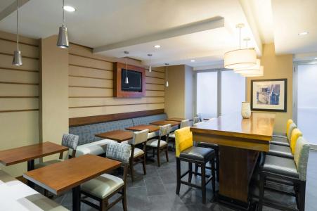 Hampton Inn Manhattan Chelsea - 16