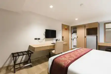 Adelphi Pattaya - Sha Extra Plus - 44
