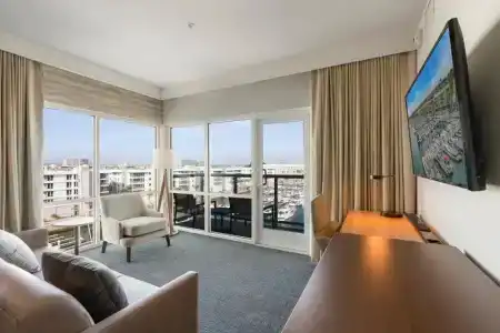Marina del Rey Marriott - 56