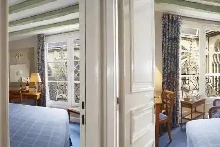 Relais Du Louvre - 53