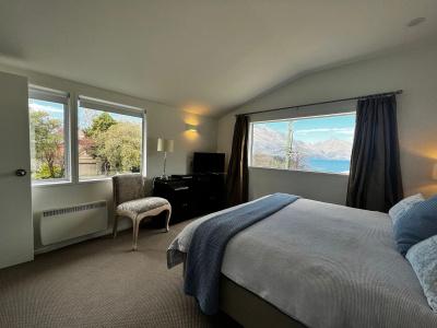 Queenstown House Boutique and Apartments - 4