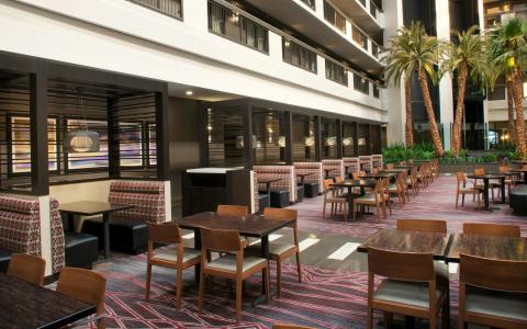 Embassy Suites by Hilton Las Vegas - 27