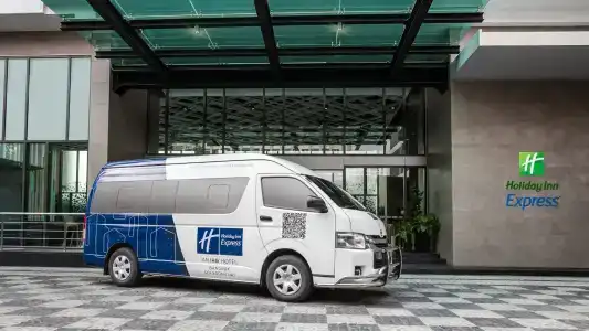 Holiday Inn Express Bangkok Soi Soonvijai, An Ihg - 34