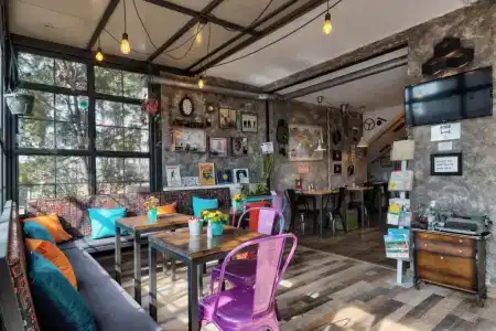 Hostel Q - 19