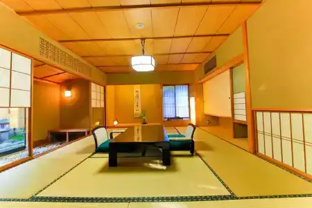 Yakakutei - 18