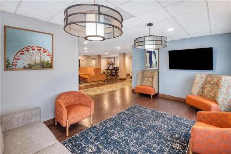 Hampton Inn Portland East - 34