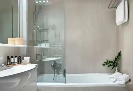 Blazer Suites - 9