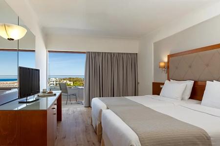 Best Western Plus Plaza - 41