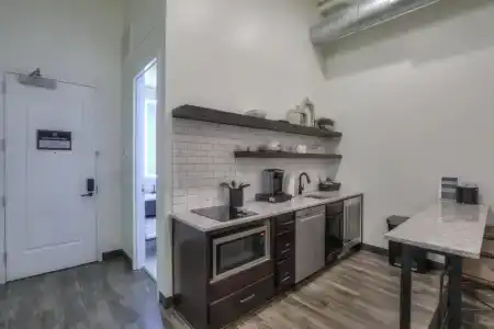 Studio 154 Luxury - 52