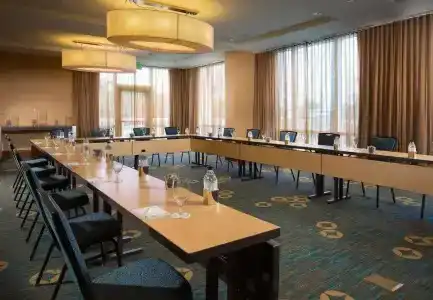 Courtyard by Marriott Fort Lauderdale Beach - 21