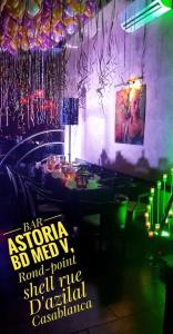 Astoria - 0