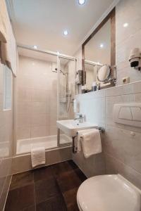 SIMPLE but EXCELLENT - 77