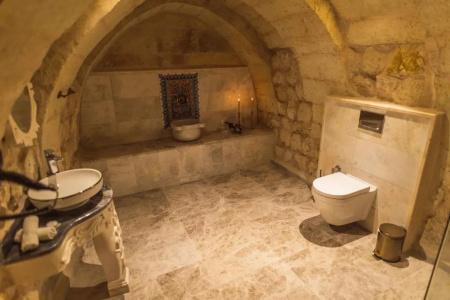 Solo Cave Suites - 140