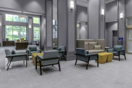 Hampton Inn & Suites Crystal City Dca - 12