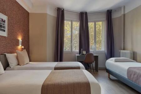 Hôtel Mondial - 33