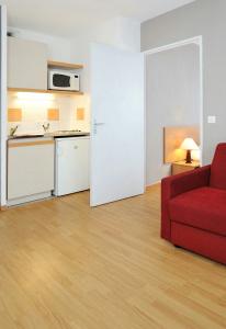 Séjours & Affaires Paris-Nanterre - 8