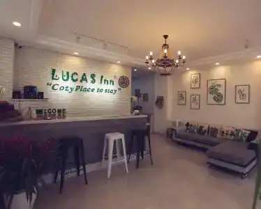 Lucas Inn - 11