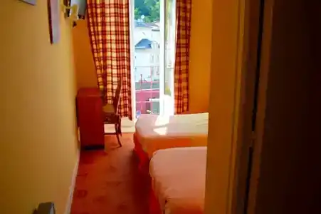 Luxembourg - 22