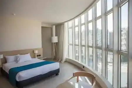 Redcon Suites - 329