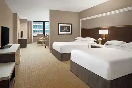 Hilton Indianapolis & Suites - 47