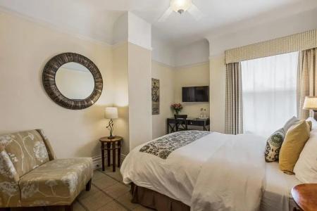 Parker Guest House - 4