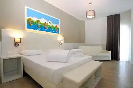 Marina Palace - 55
