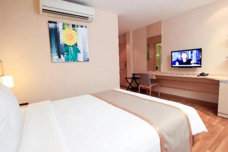 Petals Inn - 39