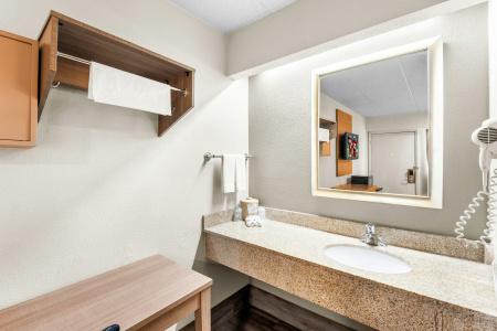 Red Roof Inn Indianapolis North - College Park - 28