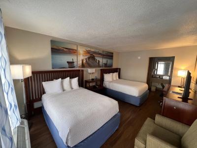 Days Inn by Wyndham Speedway - 5