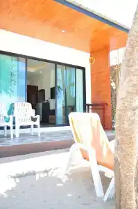 Lanta Seafront Resort - 27