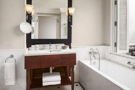Raffles Le Royal - 42