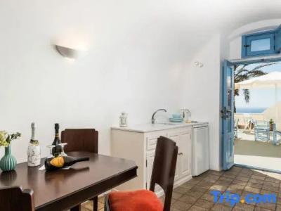 Pantelia Suites - 126