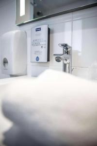Kyriad Prestige Saint-Malo - 51