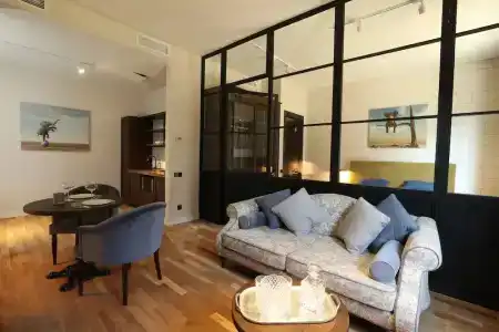 Apart by Parmigiano Group - 3